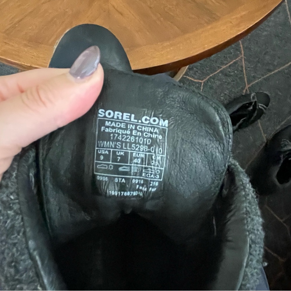 Sorel Conquest Wedge Boots - Picture 10 of 10